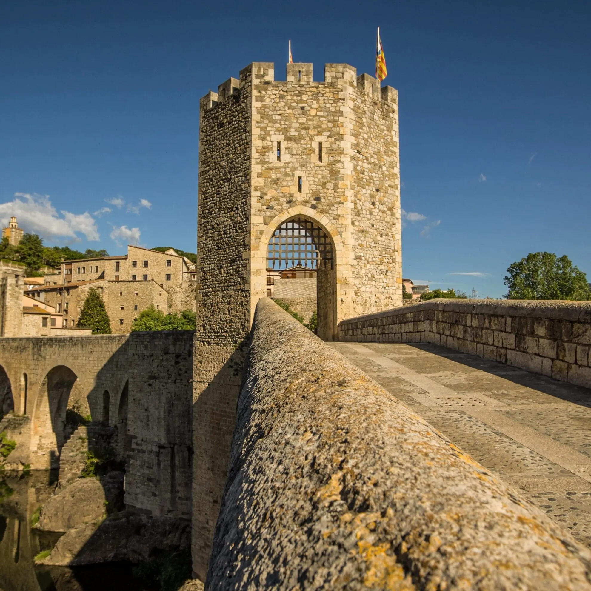 Besalú. Sherry Ott. Arxiu Imatges PTCBG